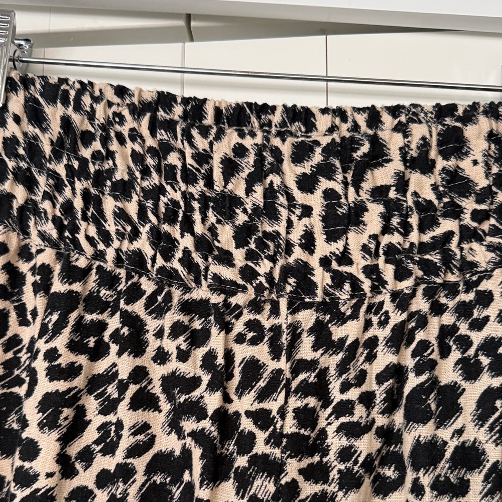 Leopard Wide Leg Pants - Picture 4 of 6